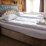 Bed & Breakfast Royal Valentina Castle