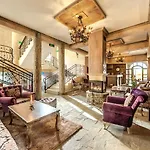 Royal Valentina Castle לינה וארוחת בוקר