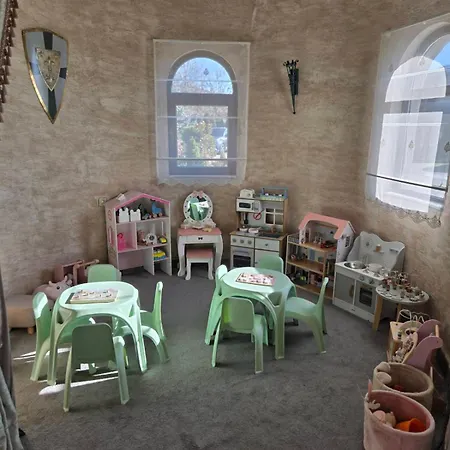 Royal Valentina Castle 4* Ognyanovo