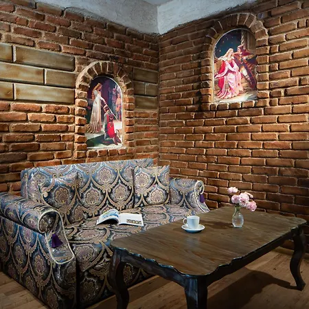 Royal Valentina Castle 4*