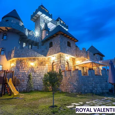 Bed & Breakfast Royal Valentina Castle 4*