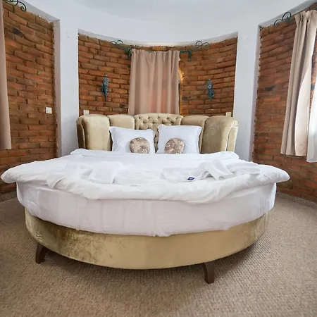 Bed & Breakfast Royal Valentina Castle