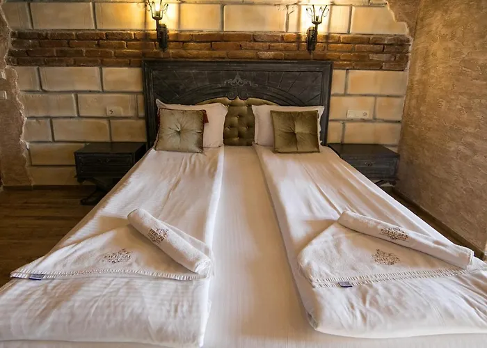 Royal Valentina Castle Bed & Breakfast