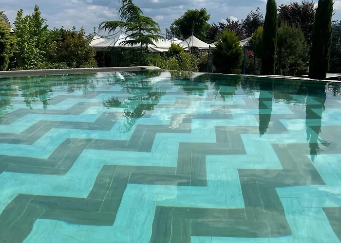 Bed & Breakfast Royal Valentina Castle 4*