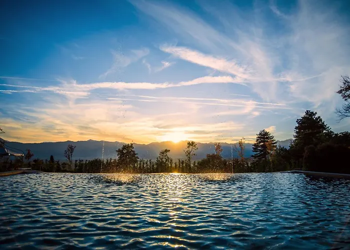 Royal Valentina Castle Bed & Breakfast